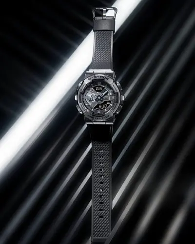 Casio G-Shock GM-110BB-1ADR (GM-110BB-1A)